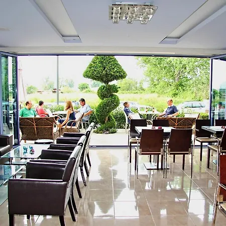 Enalion Aparthotel
