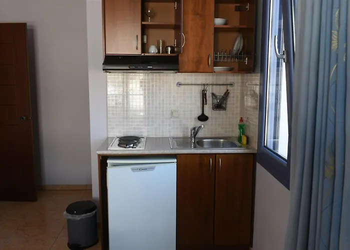 Apartahotel Enalion Olympiakí Aktí